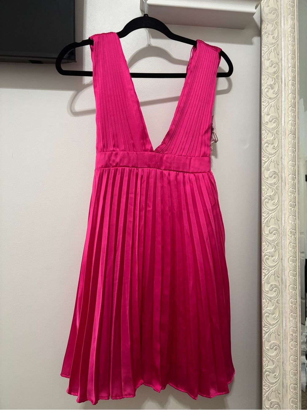 Sleeveless V-Neck Pleated Mini Dress in Hot Pink